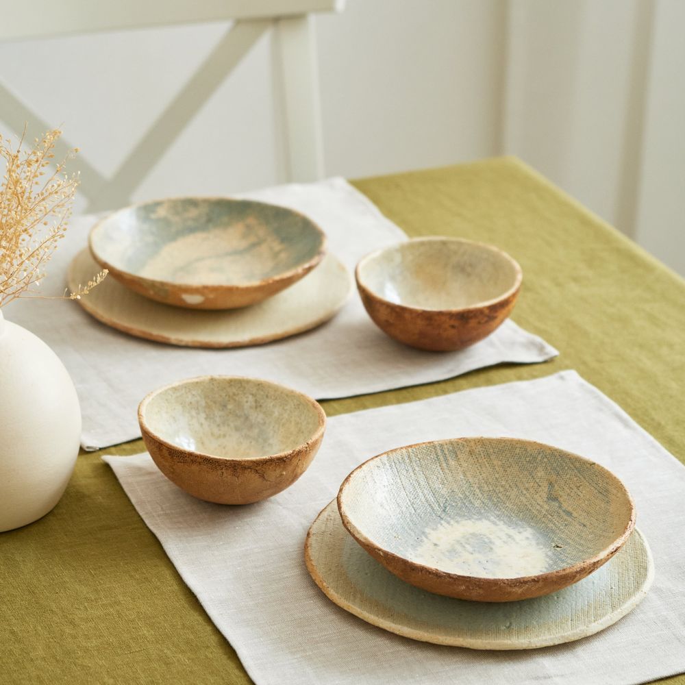 Conjunto de Pratos Rústicos de Cerâmica